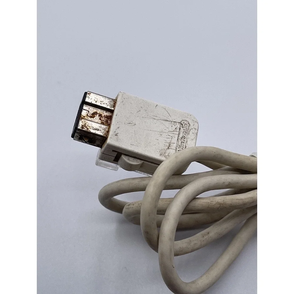 Nintendo Wii Official Authentic OEM White Nunchuck‎ Controller RVL-004 Tested